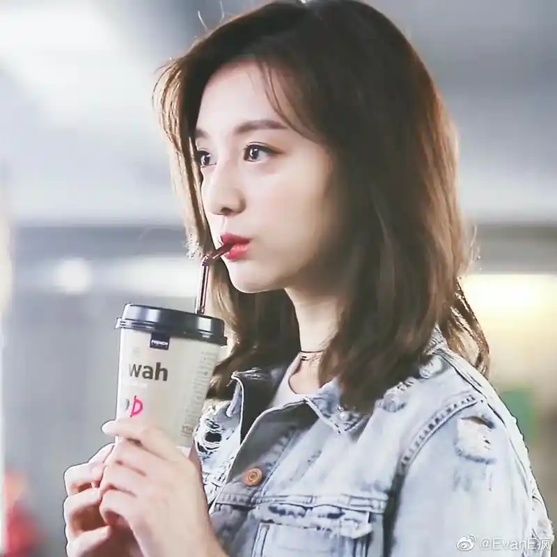 金智媛   在没有新剧的日子,分享下wuli智媛美照吧(新 - 抖音