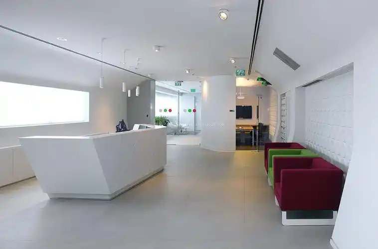 办公室前台拼花地砖装修效果图片