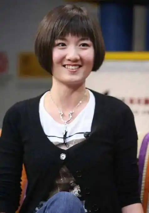 蒋小涵7岁出道36岁当妈妈爱情事业双丰收