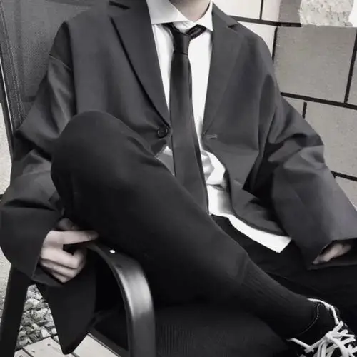 m 男头 西装 半身