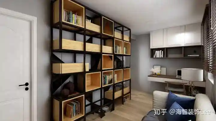 整面墙的书架找木工师傅做合适还是直接买现成的?