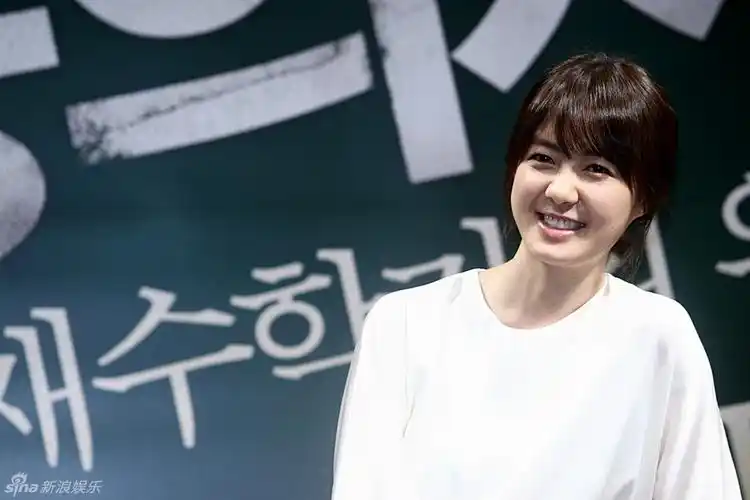 p>李枖原(         ),1980年4月9日出生于京畿道城南市,韩国女演员.