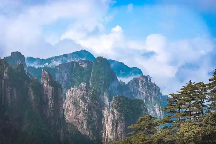 原创中国这五大名山第一是黄山最后一个在浙江被誉东南第一山