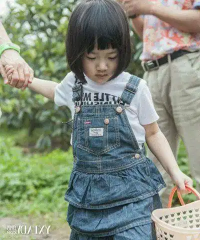 吴欣怡的照片 飞轮海成员吴尊女儿吴欣怡 neinei的照片集锦迷死人