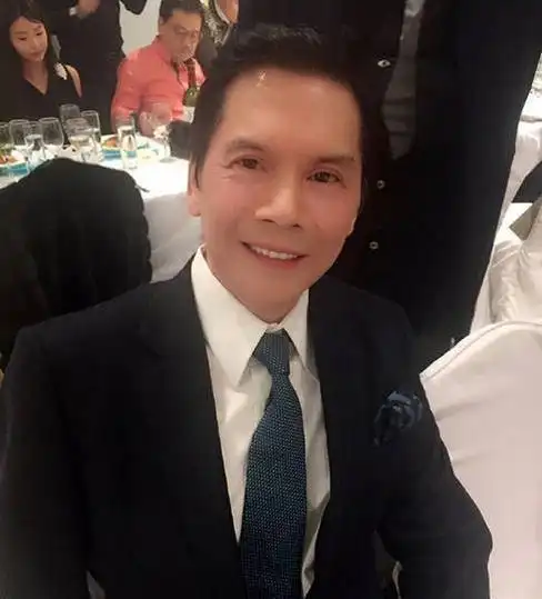 向华强过70大寿 现场惊现梅艳芳张国荣的身影