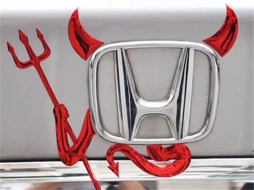 车标被改出新花样,标致充满仪式感,本田创意十足,捷豹最滑稽!