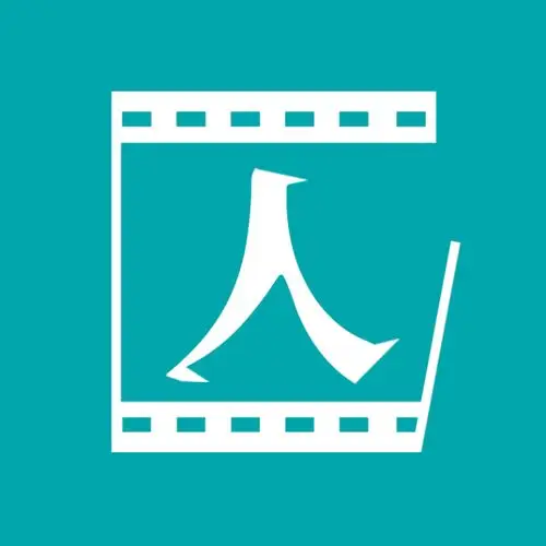 安以轩参加朋友聚会,面带笑容状态好