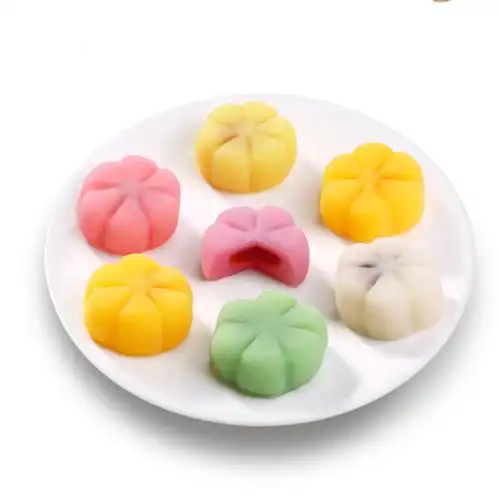 花样流心冰皮月饼礼盒散装多口味传统广式特产糕点中秋送礼