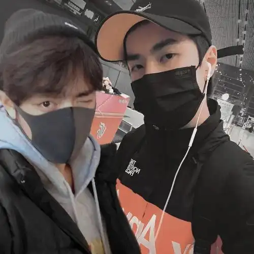 微信头像博君一肖