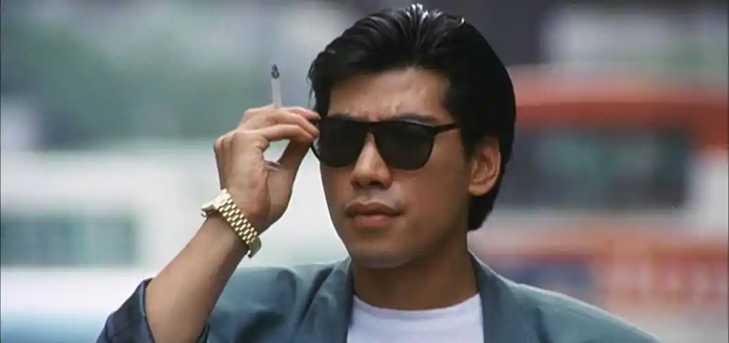 从文艺男神到"自毁前程",59岁的"乌鸦哥"张耀扬经历了什么?