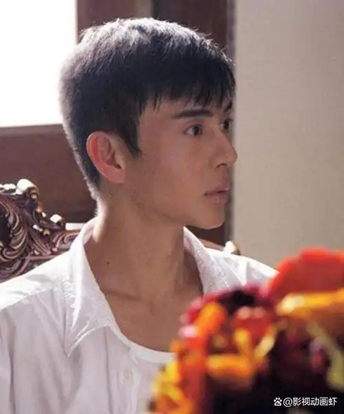 墨雨云间导演竟是侣皓吉吉,23岁毁容险自杀,其父为京圈大佬海岩