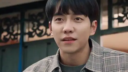 动图变脸大师郑巴凛