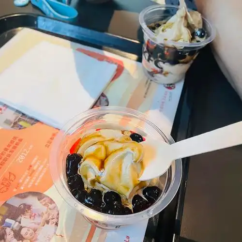 吃冰淇淋好爽啊