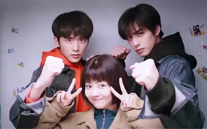 有这样鬼灵精怪的妹妹真好, 看着太温情了!#张新成#谭松韵