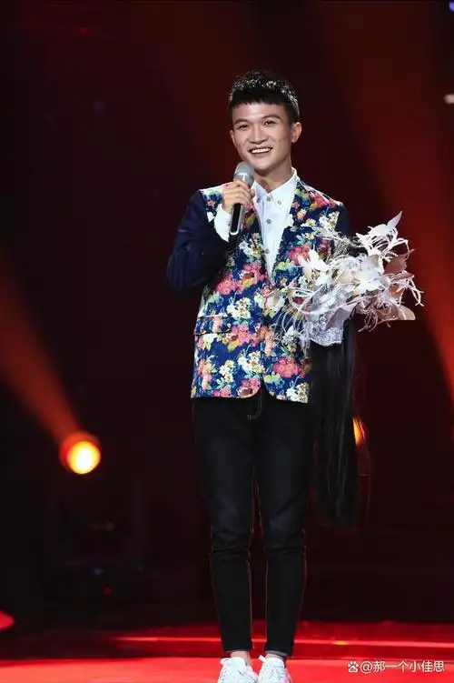 周深逆袭史,用三首封神之曲逆风翻盘,那英不要他仍意难平