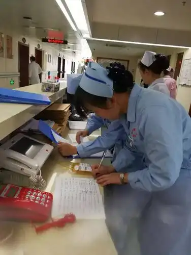 【致敬】我是护士,是母亲,也是援藏家属,这是我的一天_手机搜狐网