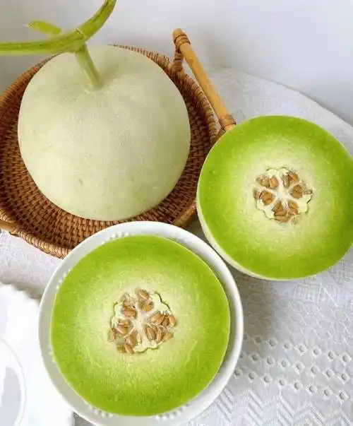 9元享南汇玉菇甜瓜2个(共4.5~5斤)!无需预约在家接收温暖的投递吧!