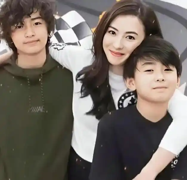 张柏芝三胎生父?港媒发声,曾是综艺相识的男嘉宾,男方自称奶爸