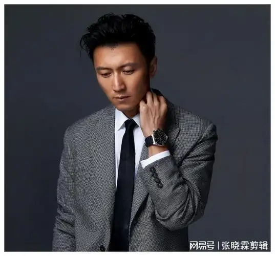 谢霆锋公开挑战向华强,向华强无奈称他峰哥,背后高人究竟是谁