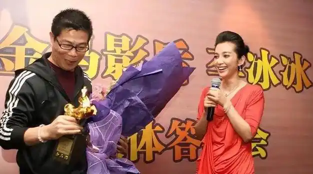 51岁"无人敢娶"的李冰冰,已经走上了另一条大道|娱乐圈|王中军|王中磊