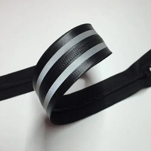 供应优质防水5号尼龙防水反光拉链 冲锋衣/防水袋用拉链