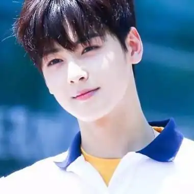 阳光清纯男生头像 阳光般帅气清纯男头_微信头像图片大全