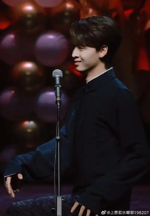 秦霄贤未来可期