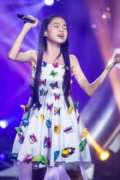 汤晶锦(马来西亚歌手)_石塘网