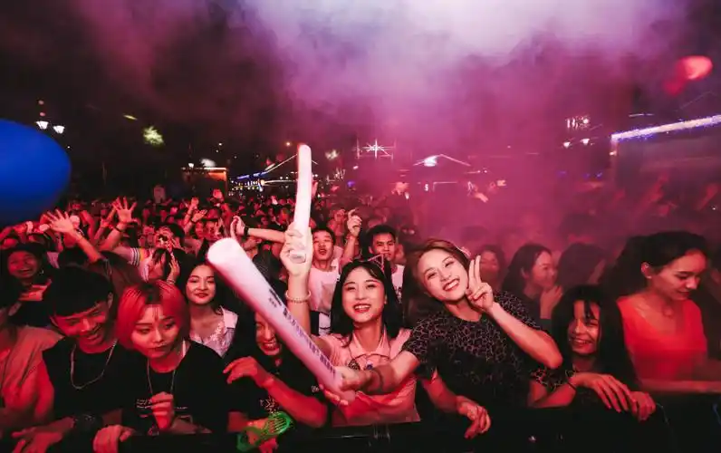 纪实一周7次85700后姑娘烂肠离世过度放纵的代价承受不起