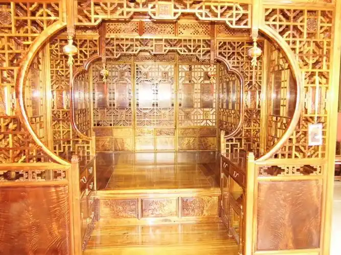 金丝楠木千工拔步床