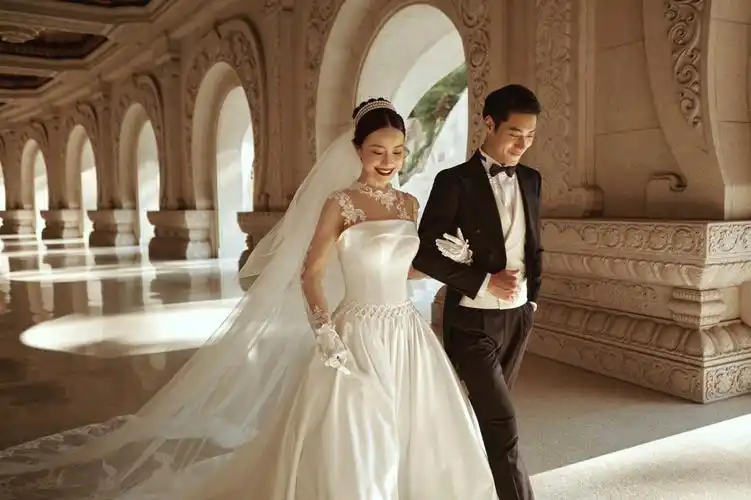 一眼就沦陷的欧式宫廷风婚纱照