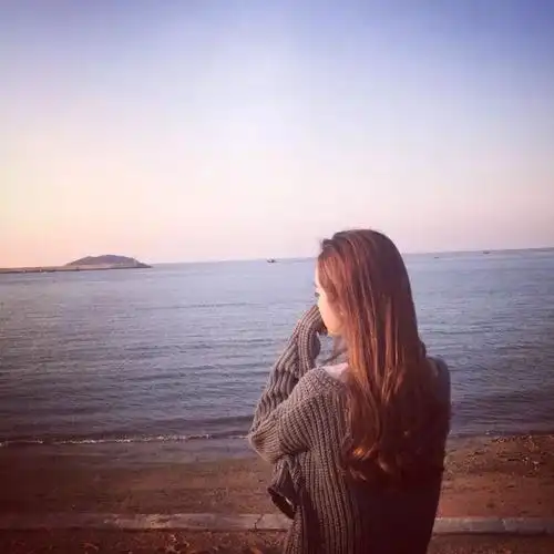 收头像病女欧美海边背影