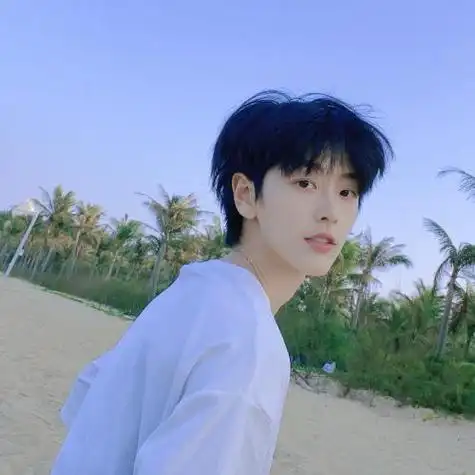 帅哥头像一套男生头像真实12张同一人多张