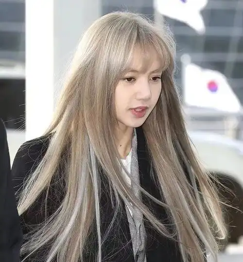 人间芭比,ins女王!lisa,为什么会那么火