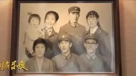 "三年时间不到,我亲自调教的两个儿子,全部在前线为