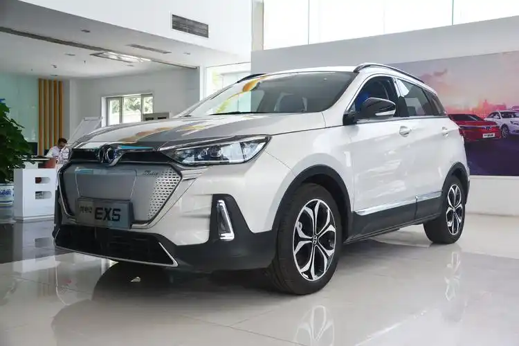 北京ex5 悦风版汽车报价_图片_参数配置】-易车_高碑店凯翔风北汽