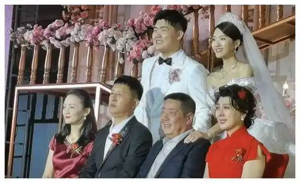 闫学晶:45岁成丈夫,为自己带来孩子,这是我人生最明智的决定!