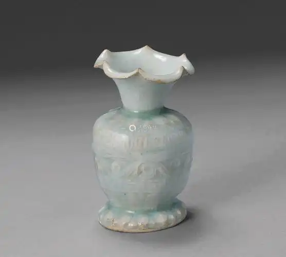 宋湖田窑影青花口瓶