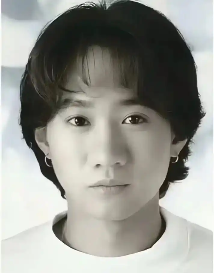 黄家驹 #黄家驹照片 #黄家驹头像 - 抖音