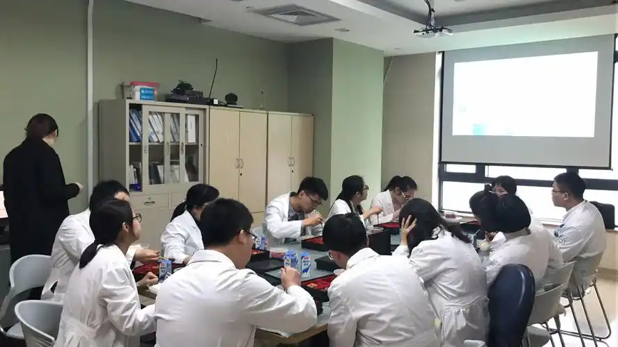 ucad肿瘤筛查走入浙江大学附属邵逸夫医院科会