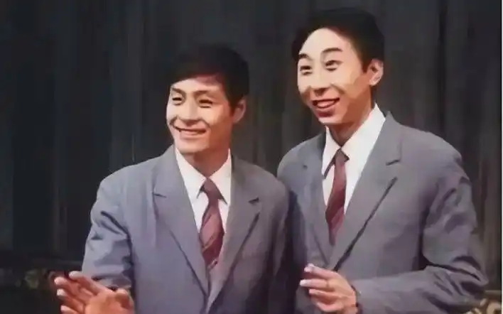 冯巩刘伟相声欣赏《天南地北》