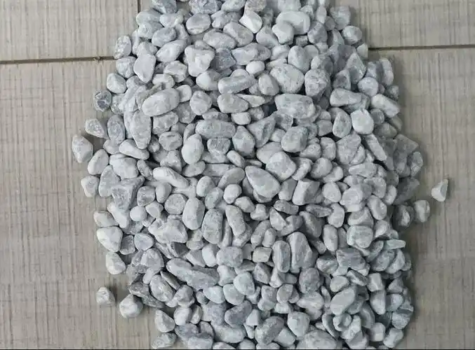 浅灰色砾石水洗石洗米石枯山水景观散铺透水胶粘石