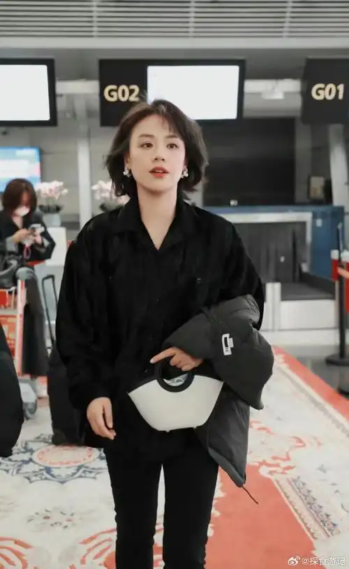 五月天感谢马思纯绿色出行去看演唱会#马思纯超话早期马思纯的煤屯