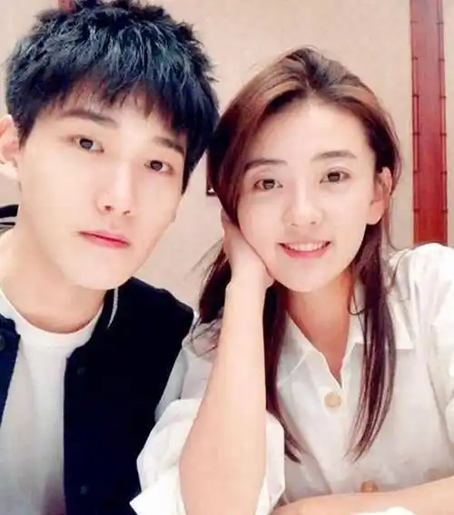 邢昭林画出未来女友模样曝光,还称最喜欢的人是她,网友:好眼光