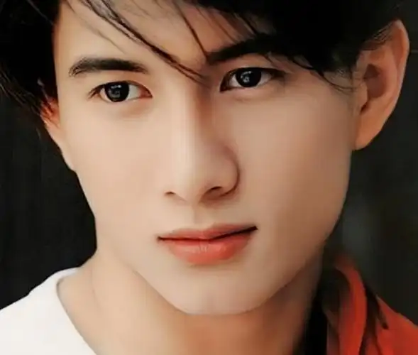 男星年轻时能有多帅?