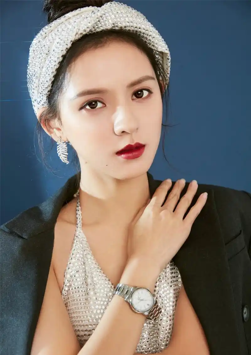 张予曦高清壁纸头像(八)[小红花]