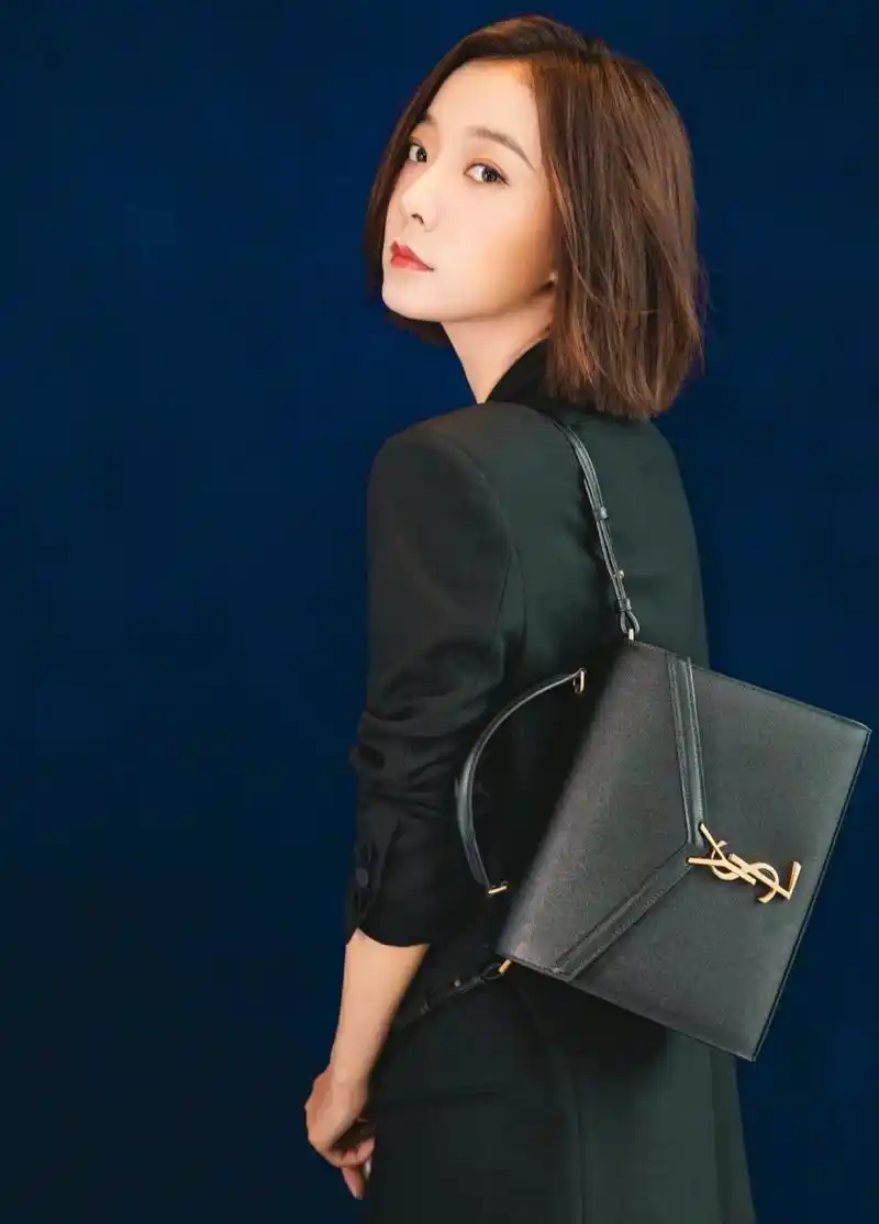 顶级壁纸〕清纯靓丽,散发朝气的女星,王珞丹