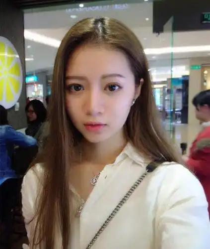 凤栖阁清纯美女18岁的学霸校花