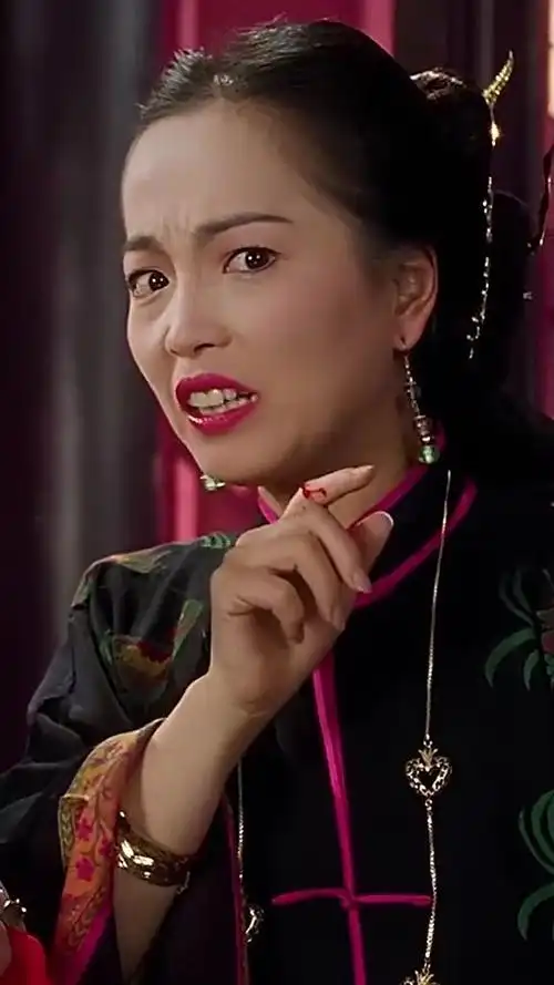 《唐伯虎点秋香》中的石榴姐,《九品芝麻官》中的三姑,《大内密探零零