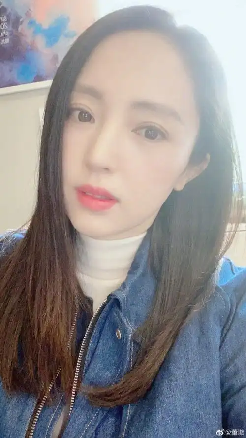 高云翔故地重游许下美好心愿,对董璇依旧情深义重惹人心疼|小酒窝